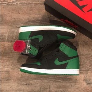 Jordan’s 1s “Pine Green”
